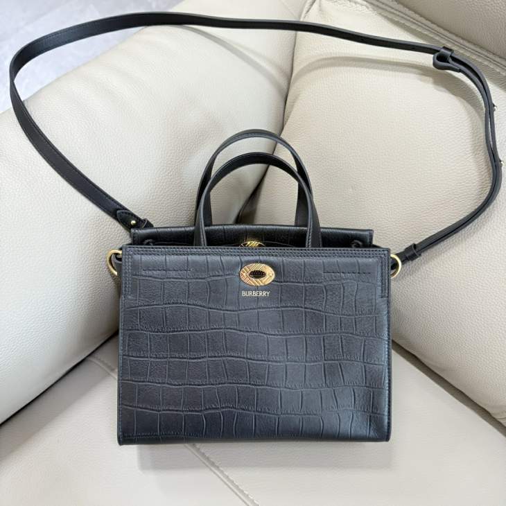 Picture of Burberry Handbags _SKUfw231414785fw